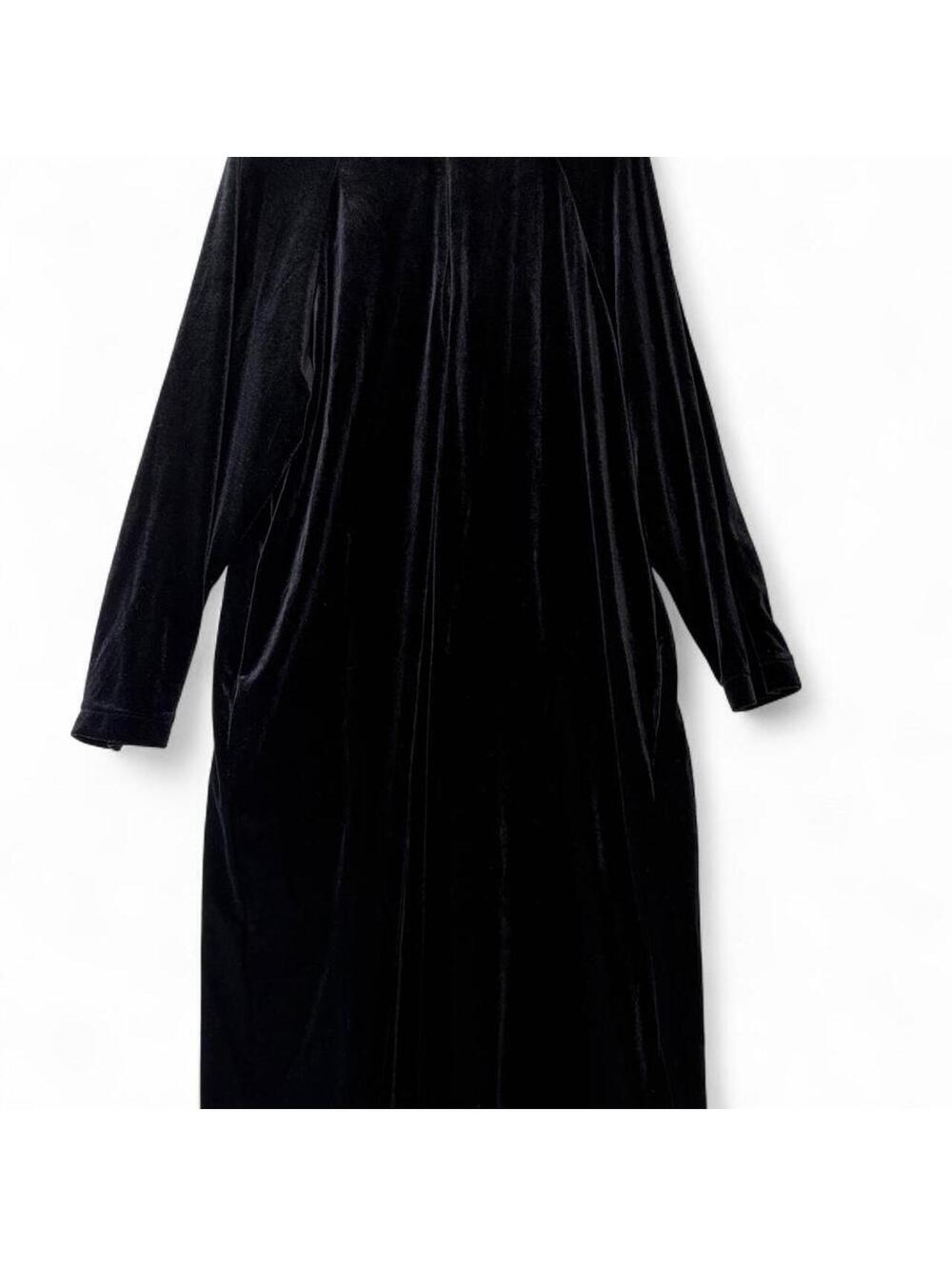 Unbranded Women's Black and Navy Rob